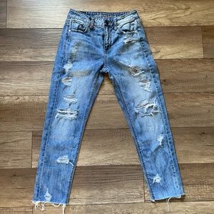 EUC Distressed American Eagle Jeans